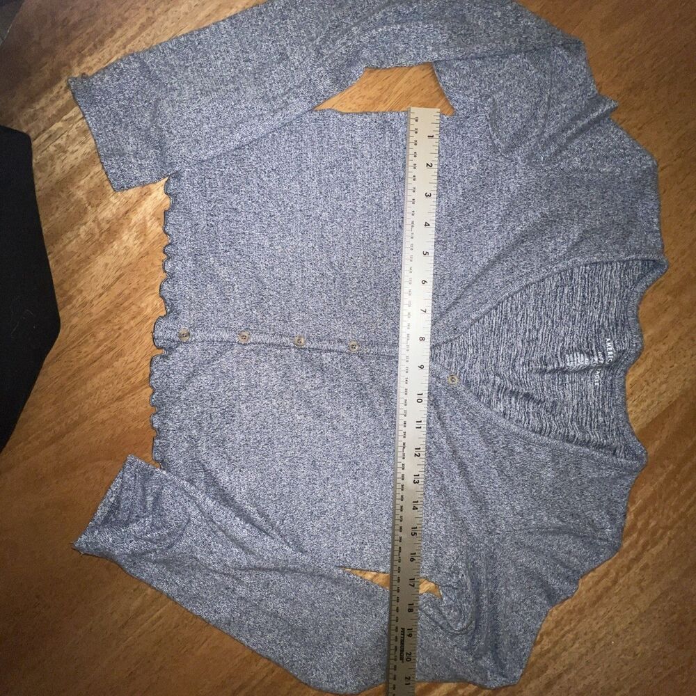 American‎ Eagle Soft and Sexy Plush Womens Blue Cropped Cardigan Sweater Size S - Picture 7 of 7